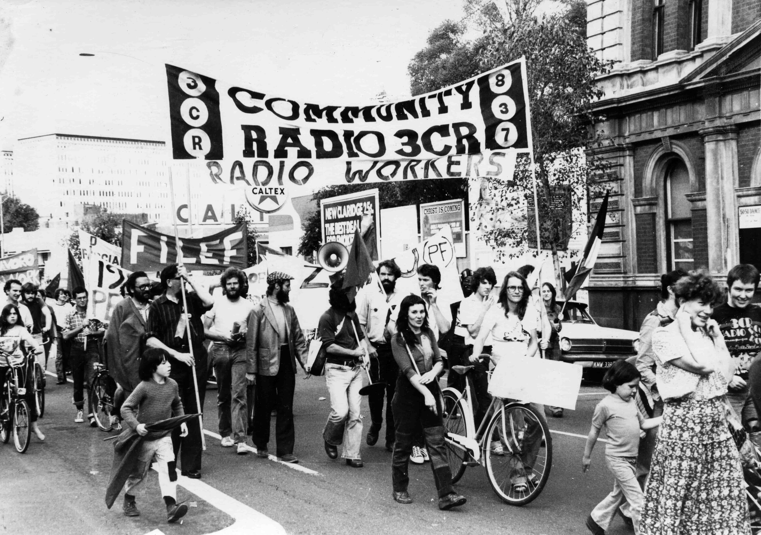 Why We Love Radio 3CR - We Are Union VTHC